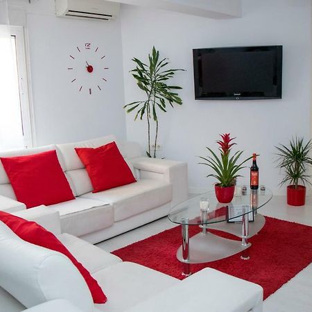 Apartamento E&R Malaga Centro- Parking Gratis Bagian luar foto