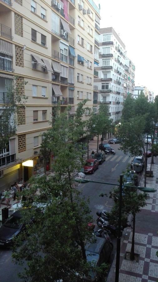 Apartamento E&R Malaga Centro- Parking Gratis Bagian luar foto