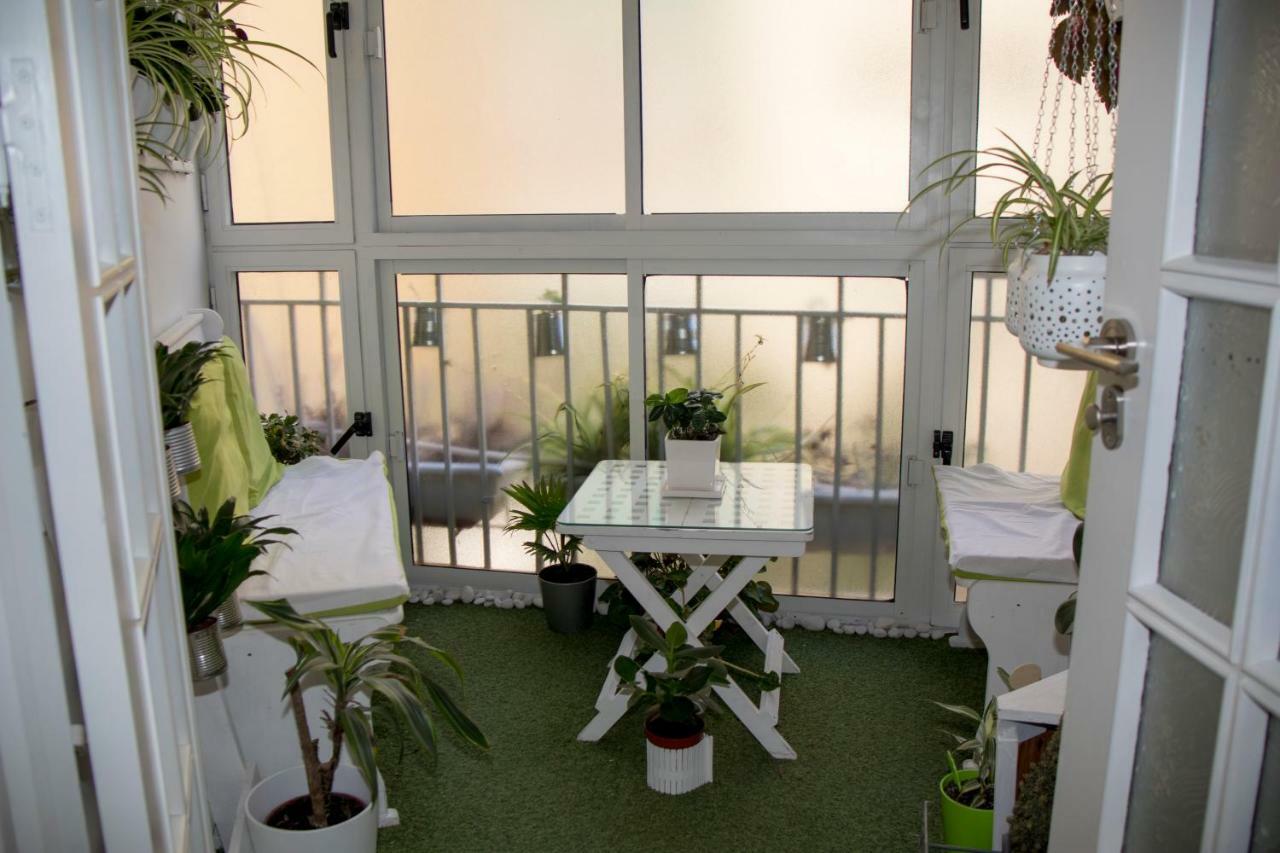 Apartamento E&R Malaga Centro- Parking Gratis Bagian luar foto