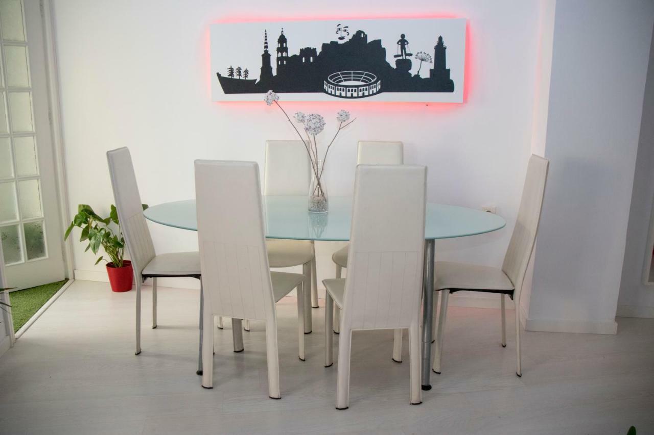 Apartamento E&R Malaga Centro- Parking Gratis Bagian luar foto