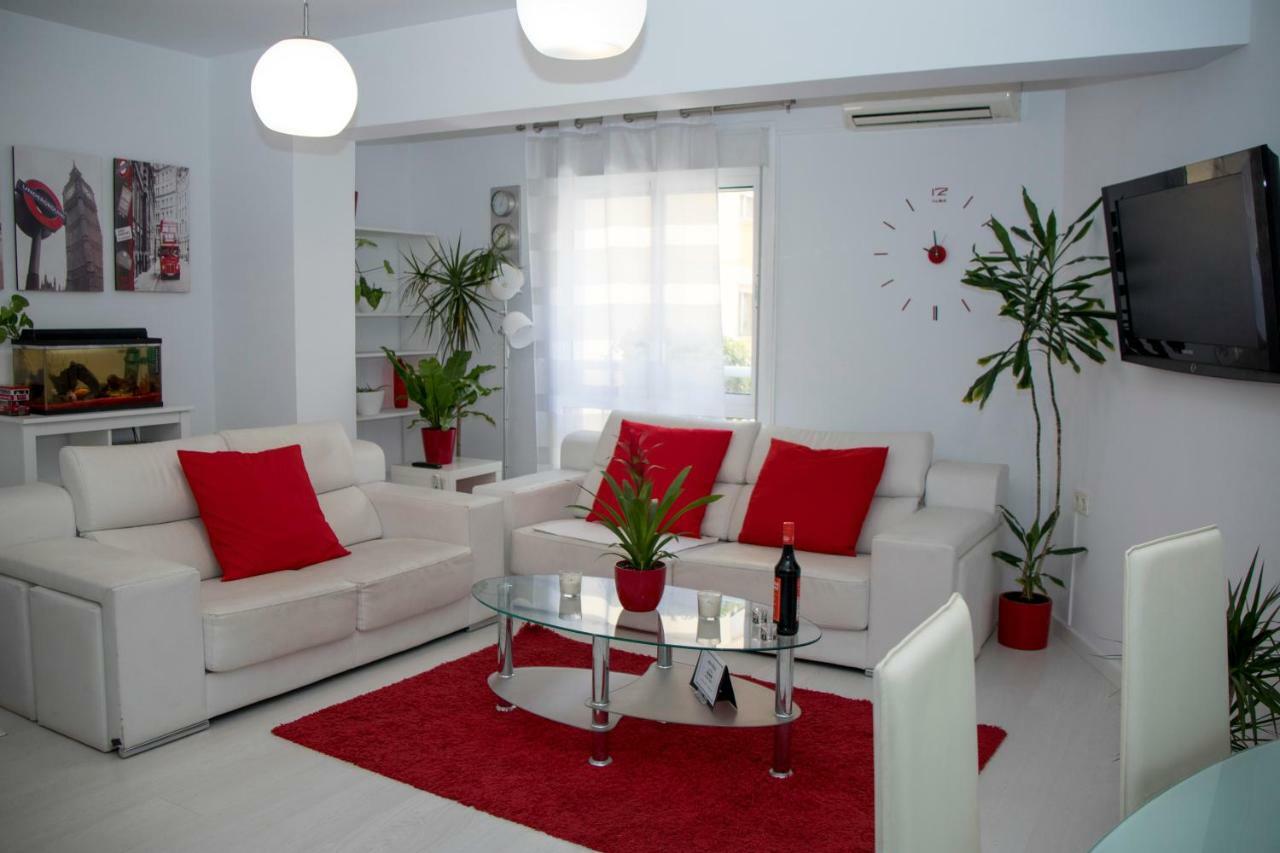 Apartamento E&R Malaga Centro- Parking Gratis Bagian luar foto