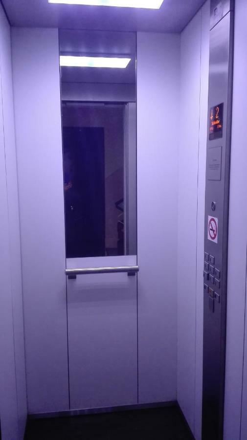 Apartamento E&R Malaga Centro- Parking Gratis Bagian luar foto
